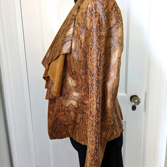 Zara NWOT Faux Leather Snake Skin Jacket XS - Picture 3 of 5